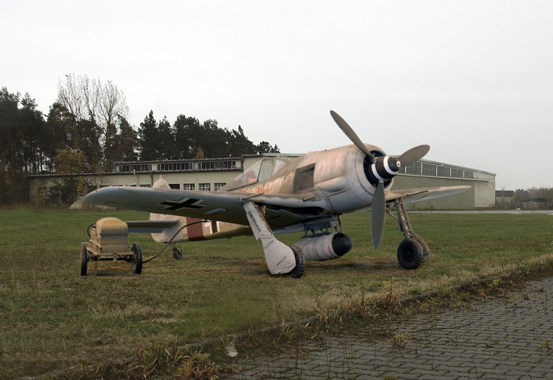 taking scale aircraft model pictures with background by Brett Green