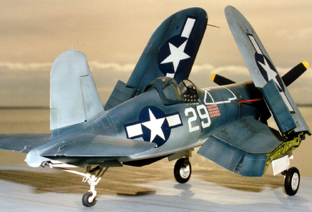 Tamiya Vought F4U-1A Corsair / Tamiya USA