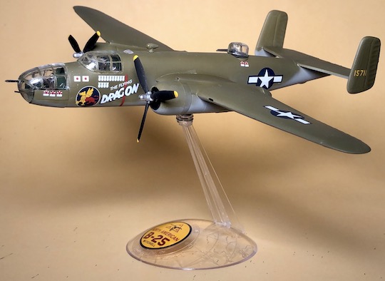 B-25 Mitchell Bomber Flying Dragon Plastic Model Kit 1/64