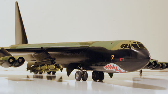B-52D Stratofortress by Ken Lilly (Monogram 1/72)