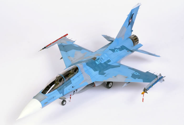 NSAWC F-16B Aggressor by Jeff Thomspon (Hasegawa 1/48)