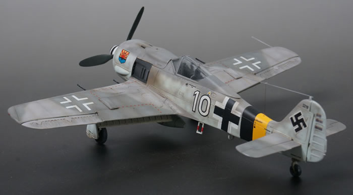 Revell 1/72 Fw 190 A-8 by Clark Duan