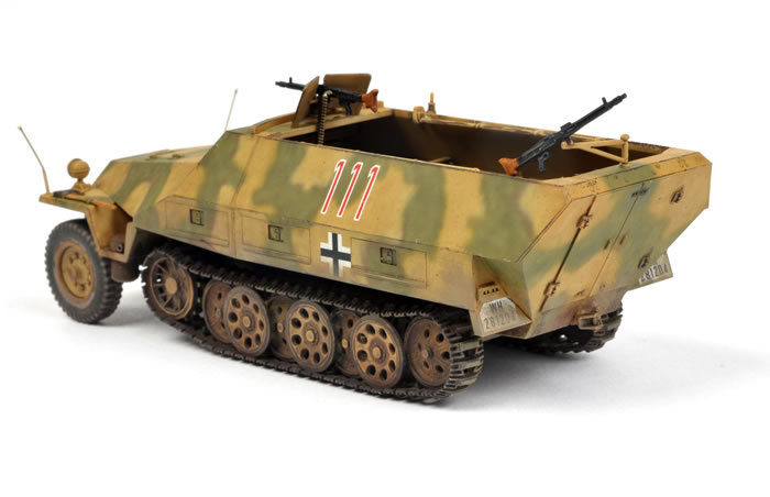 Hanomania - Tamiya's 1/48 scale Sd.Kfz. 251 Ausf. D finished - Missing-Lynx